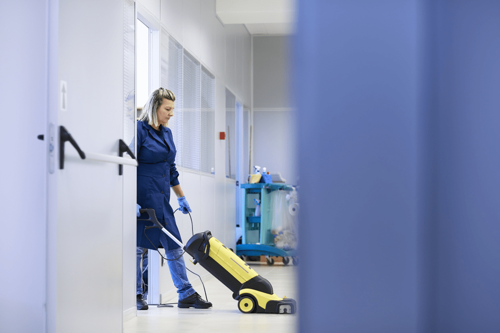 COMMERCIAL CLEANING